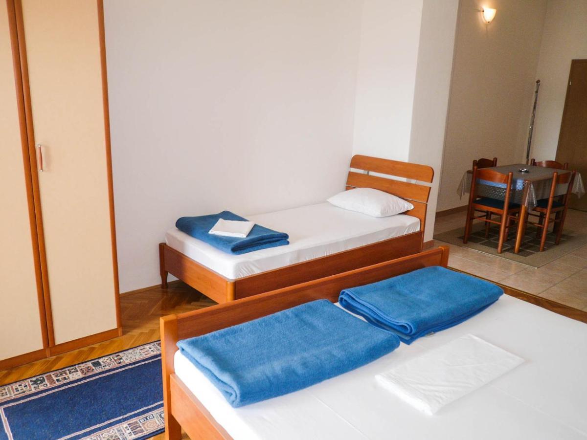 Apartments Saric Makarska Eksteriør billede